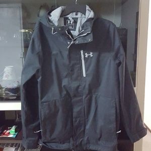 Under Armour small  black jacket w/o inner shell